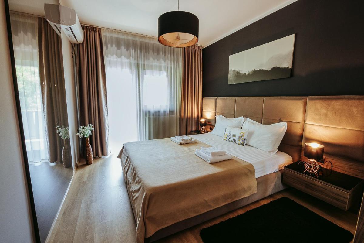 Charlotte Apartment - 2Bedrooms W Parking Near Nymphaea Орадя Экстерьер фото